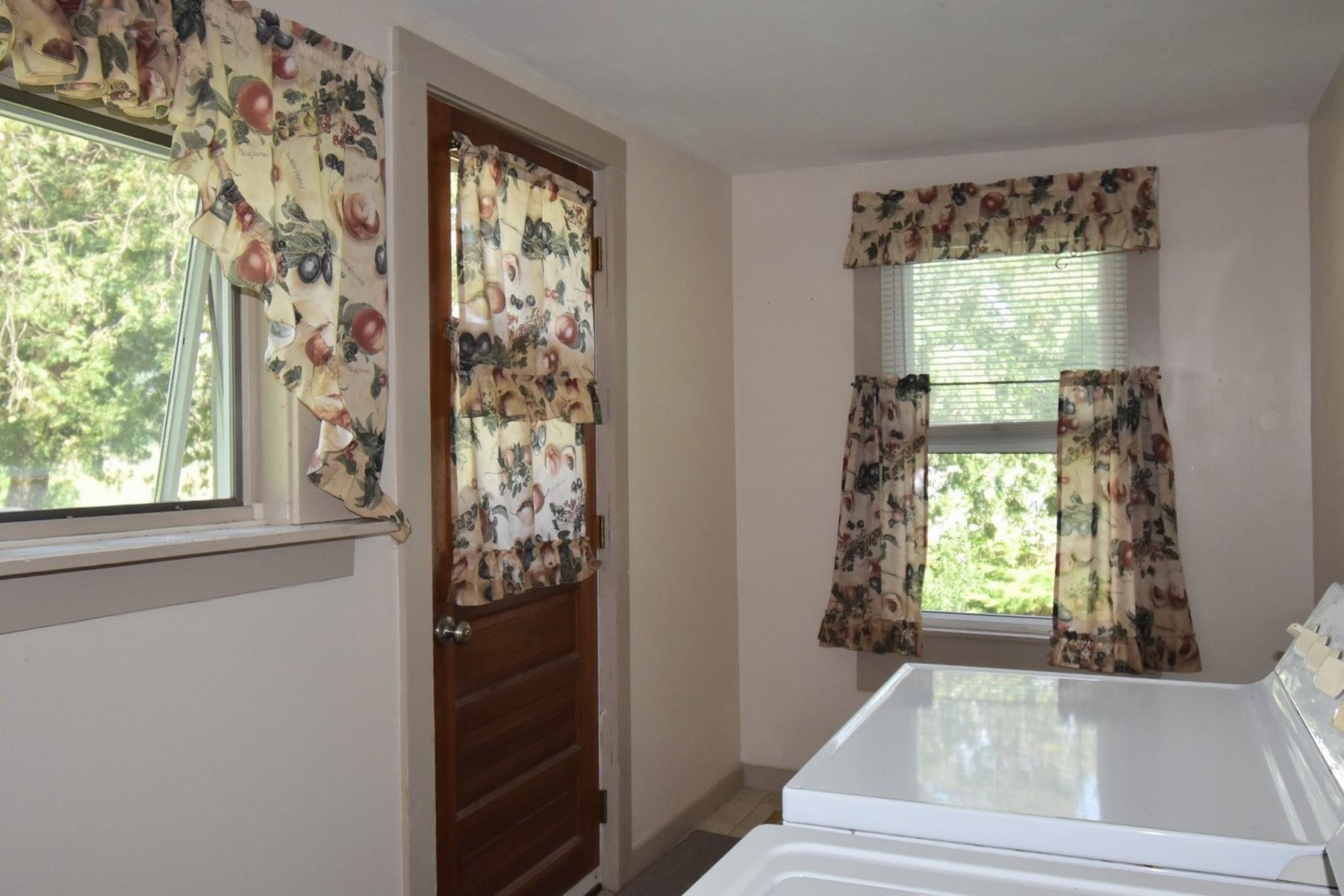 433 Whipple Hollow Road West Rutland, VT 05777 - Photo 19 of 40