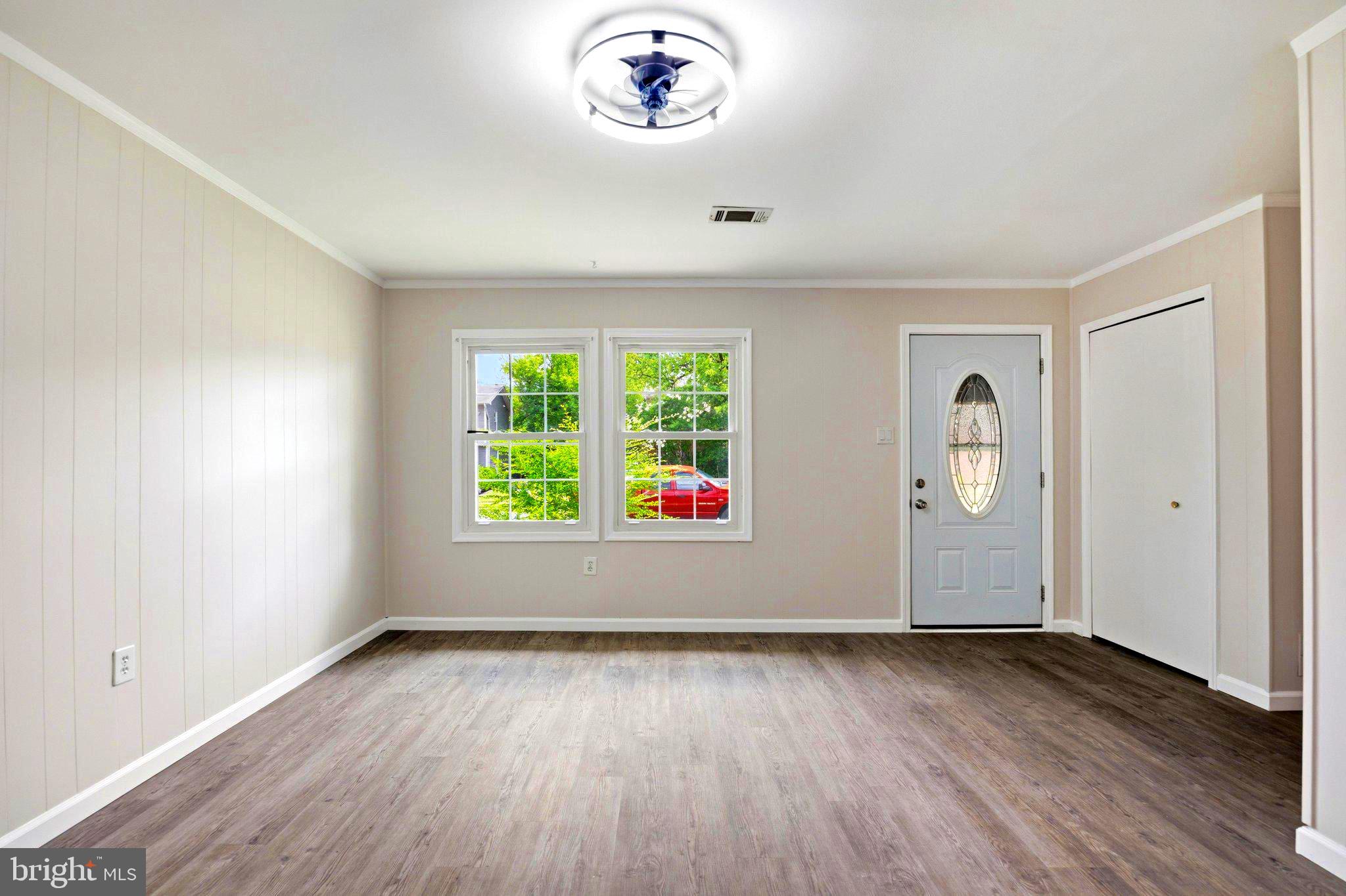 1319 Tenbrook Road Odenton, MD 21113 - Photo 11 of 29 Living room /Foyer and large coat closet