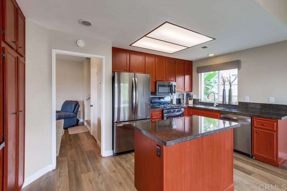 1352 Timber Glen Escondido, CA 92027 - Photo 16 of 47