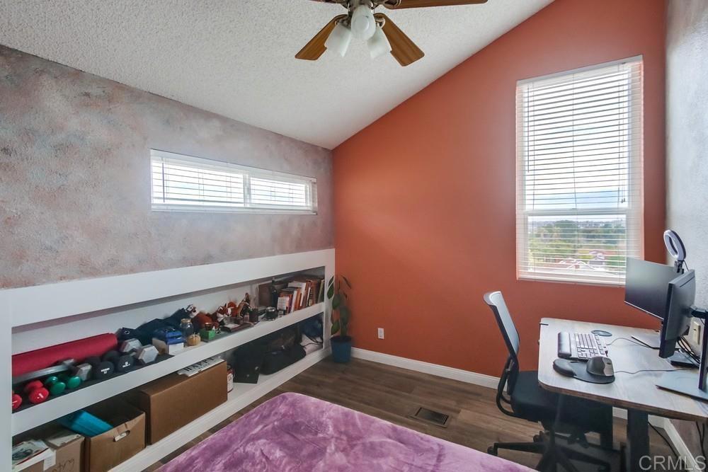 1352 Timber Glen Escondido, CA 92027 - Photo 26 of 47