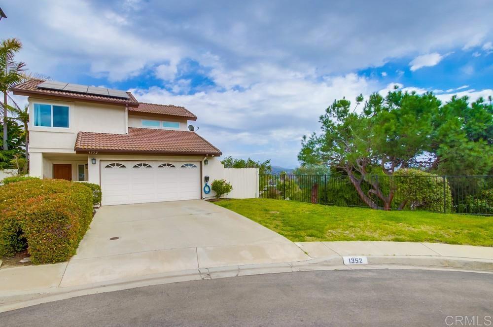 1352 Timber Glen Escondido, CA 92027 - Photo 4 of 47