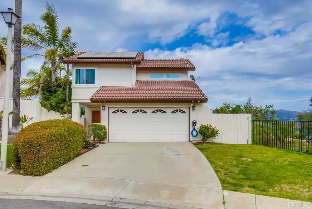 1352 Timber Glen Escondido, CA 92027 - Photo 5 of 47