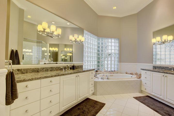 5013 Northwest 24th Circle Boca Raton, FL 33431 - Photo 10 of 27 12