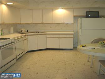 2015 Welsh Road, Unit 47 Philadelphia, PA 19115 - Photo 2 of 6 Kitchen