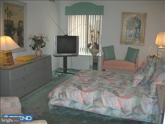 2015 Welsh Road, Unit 47 Philadelphia, PA 19115 - Photo 5 of 6 Bedroom - Main