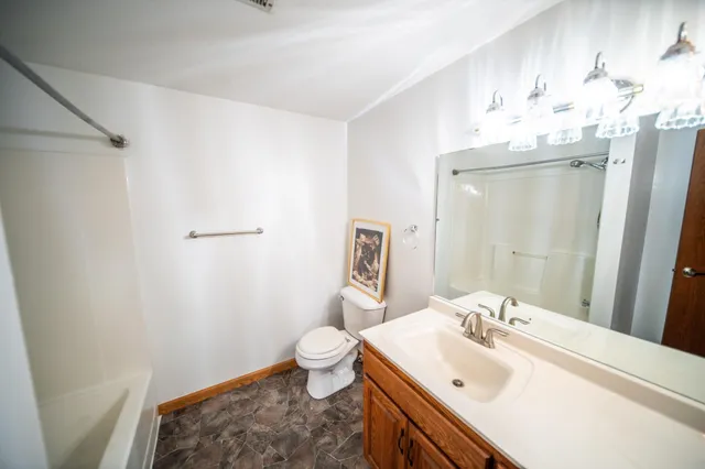 $735,000 | 62539 185th Avenue, Dodge Center, MN 55927