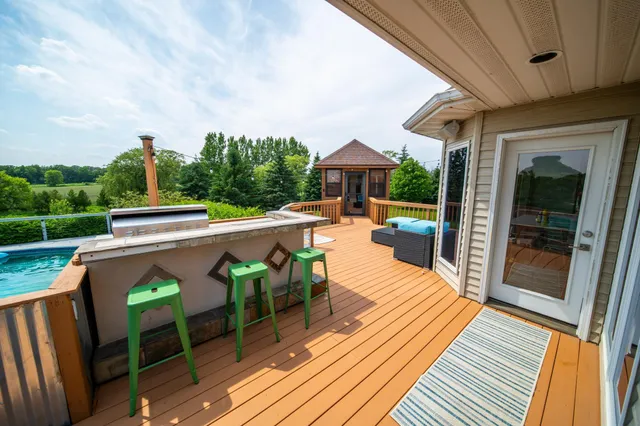 $735,000 | 62539 185th Avenue, Dodge Center, MN 55927