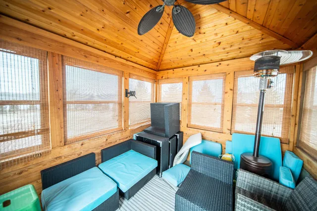 $735,000 | 62539 185th Avenue, Dodge Center, MN 55927