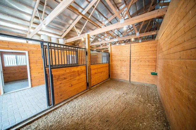 $735,000 | 62539 185th Avenue, Dodge Center, MN 55927