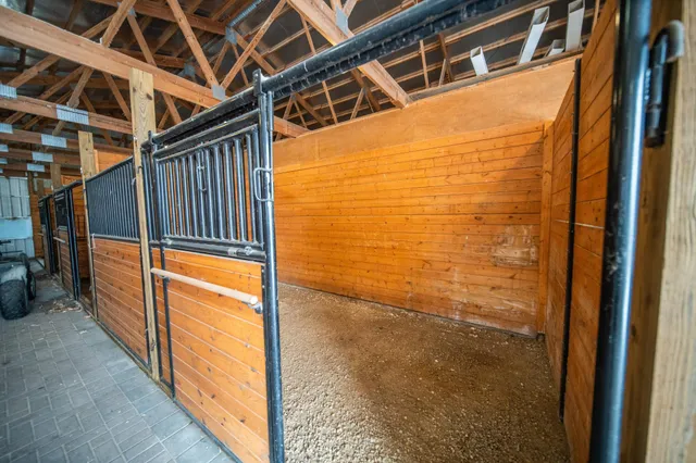 $735,000 | 62539 185th Avenue, Dodge Center, MN 55927