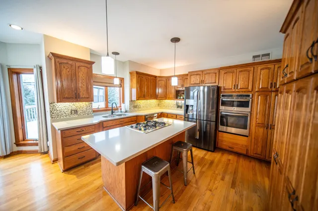 $735,000 | 62539 185th Avenue, Dodge Center, MN 55927