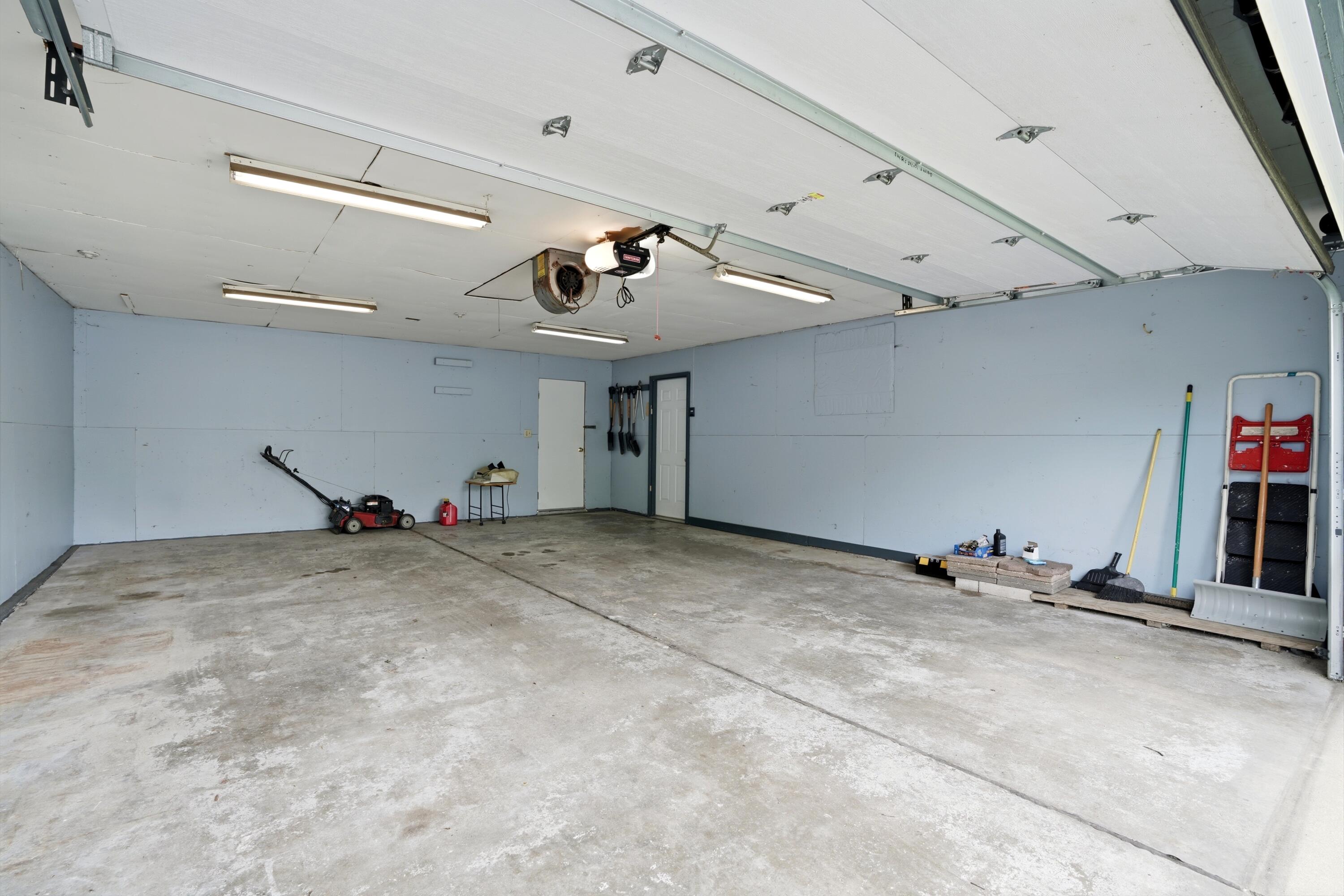 627 Olympia Road Valparaiso, IN 46385 - Photo 18 of 19 a view of a room with gym equipment