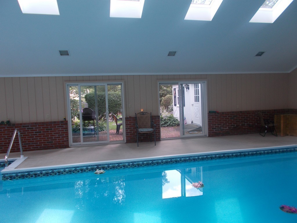 56 Bay State Road Lynn, MA 01904 - Photo 12 of 15 Gallery Image 12