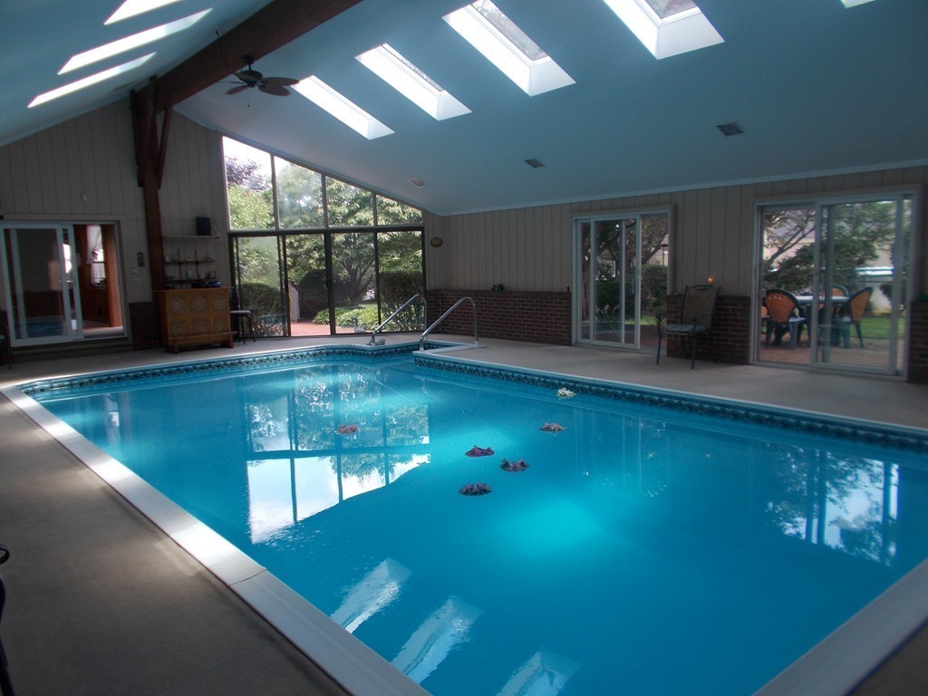 56 Bay State Road Lynn, MA 01904 - Photo 13 of 15 Gallery Image 13