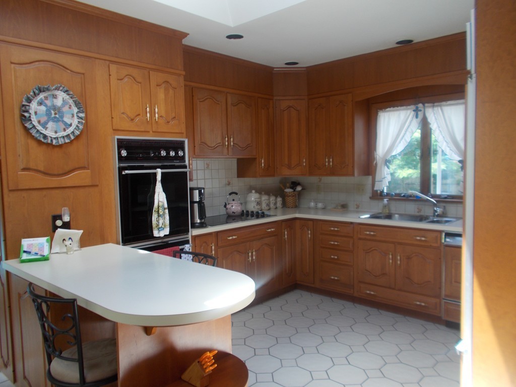 56 Bay State Road Lynn, MA 01904 - Photo 9 of 15 Gallery Image 9