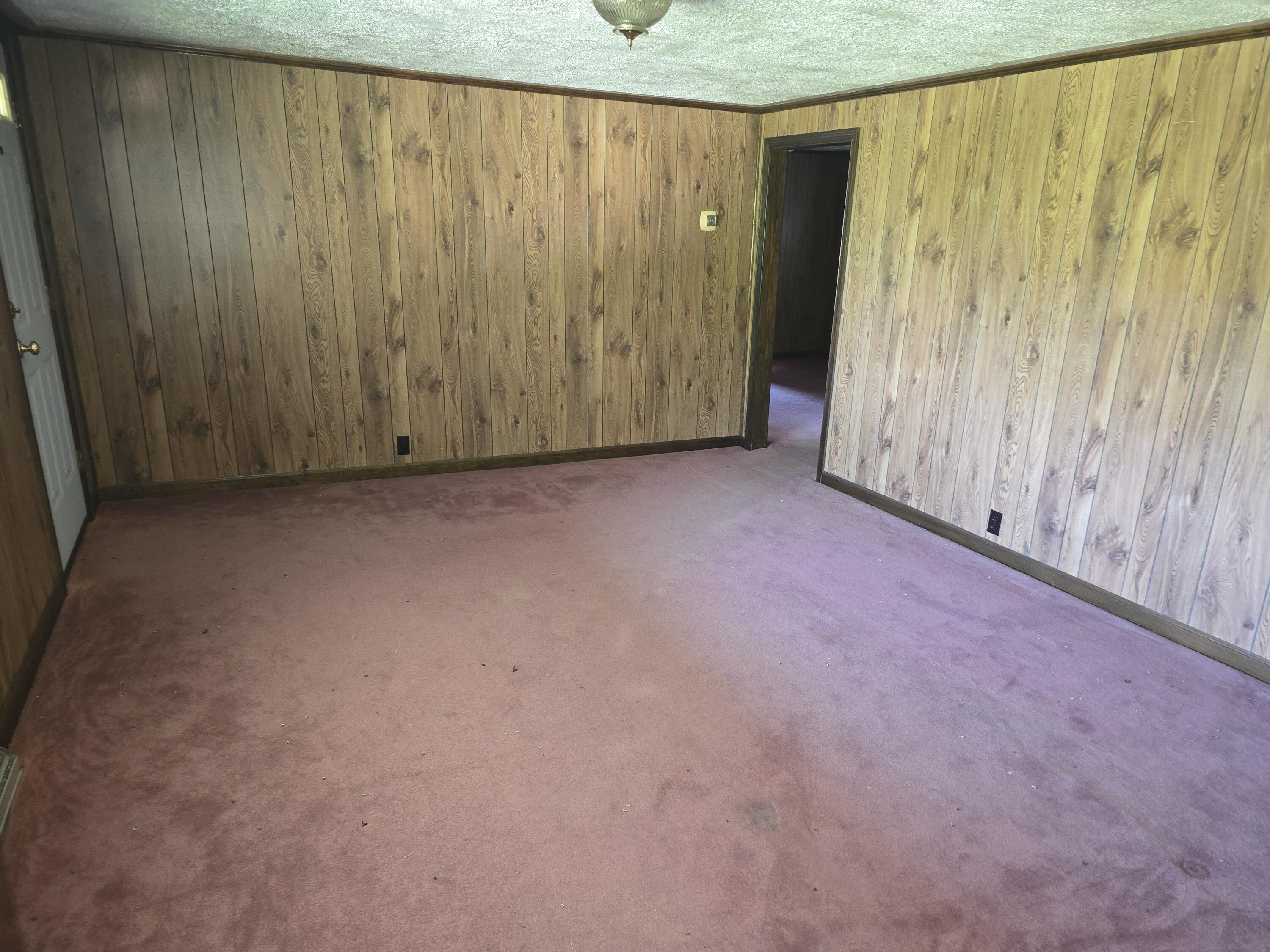 415 Stock Pen Mountain Road Narrows, VA 24124 - Photo 5 of 16 a view of a garage
