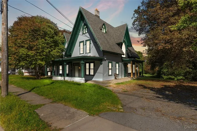 $299,900 | 1216 Bellevue Avenue, Syracuse, NY 13204