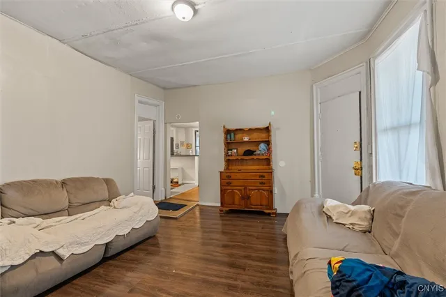 $299,900 | 1216 Bellevue Avenue, Syracuse, NY 13204