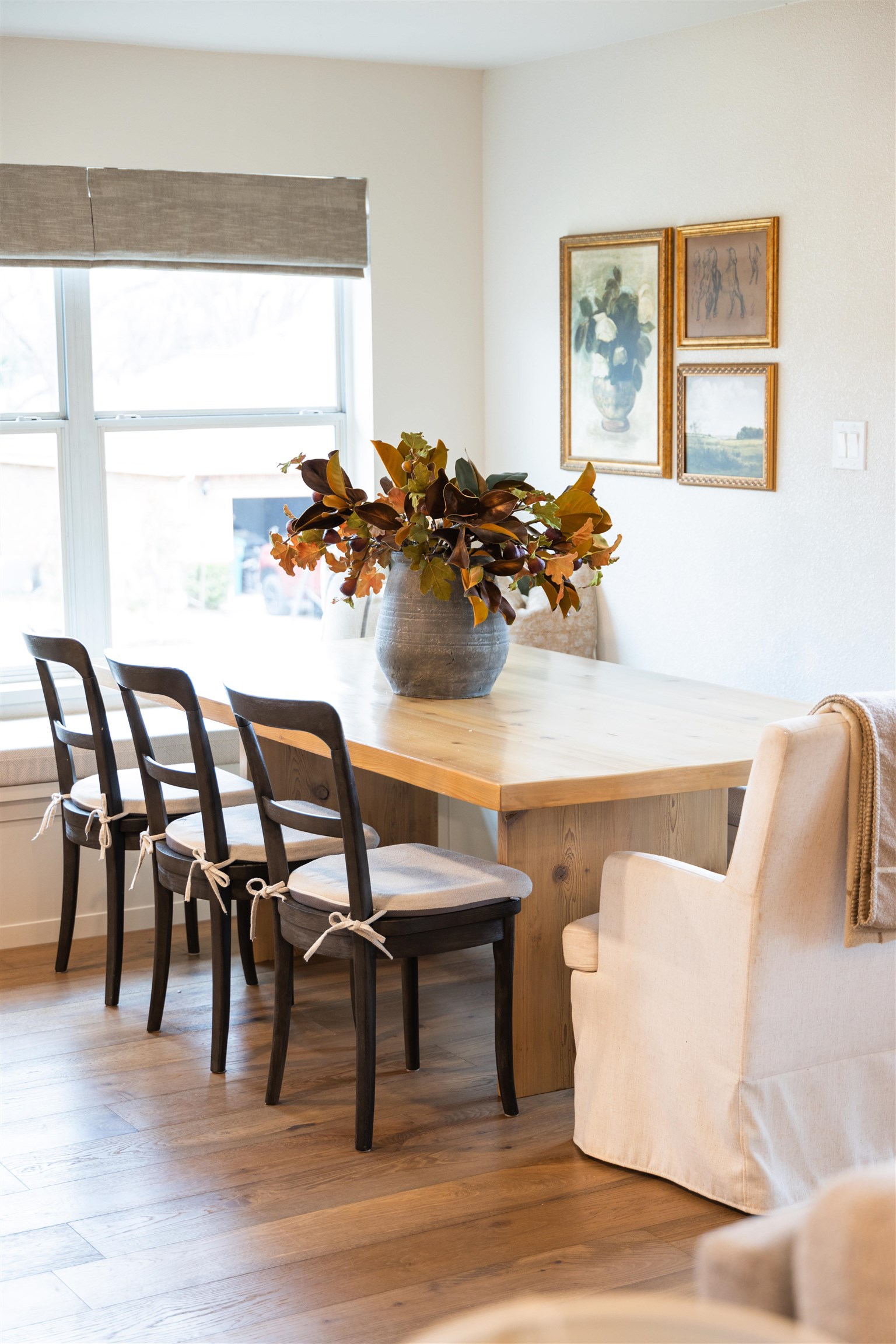 270 Chaparral Meadowlakes, TX 78654 - Photo 11 of 28 a dining room with furniture and wooden floor