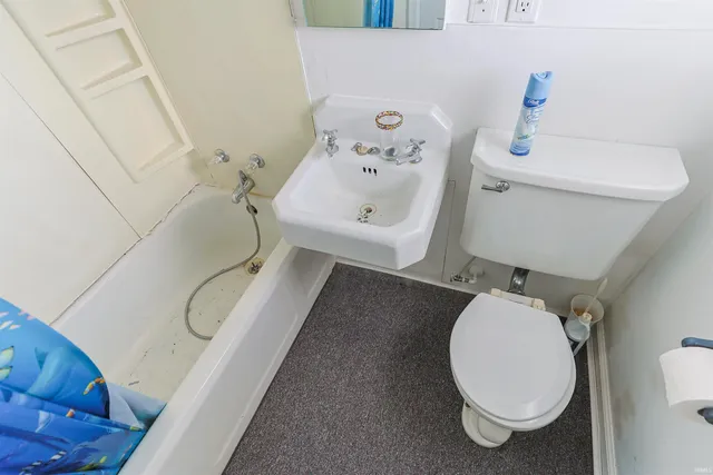 $229,000 | 415 Lincoln Way West, South Bend, IN 46601