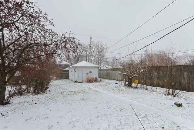 $229,000 | 415 Lincoln Way West, South Bend, IN 46601