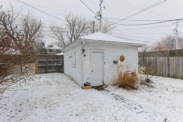 $229,000 | 415 Lincoln Way West, South Bend, IN 46601