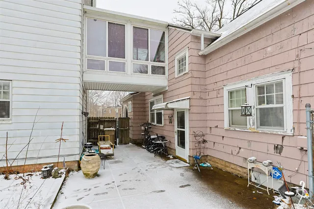 $229,000 | 415 Lincoln Way West, South Bend, IN 46601