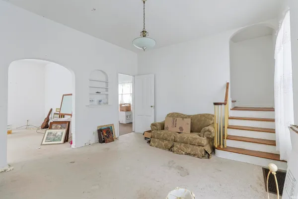 $229,000 | 415 Lincoln Way West, South Bend, IN 46601