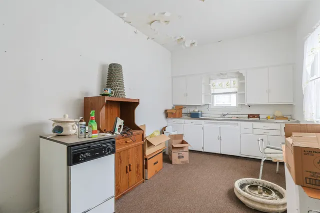 $229,000 | 415 Lincoln Way West, South Bend, IN 46601