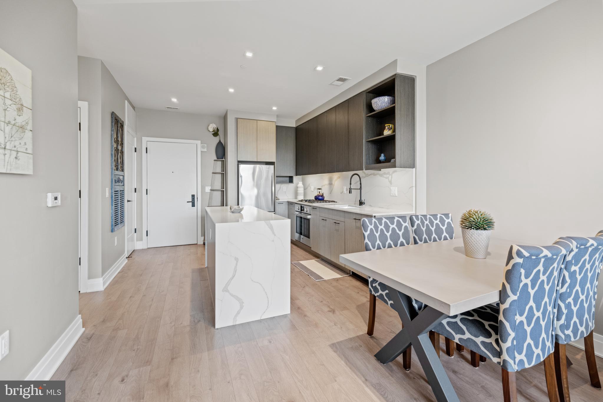 900 11th Street Southeast, Unit 207 Washington, DC 20003 - Photo 5 of 26