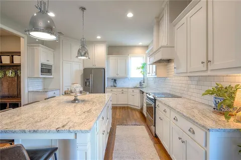 $655,000 | 19034 West 166th Terrace, Olathe, KS 66062