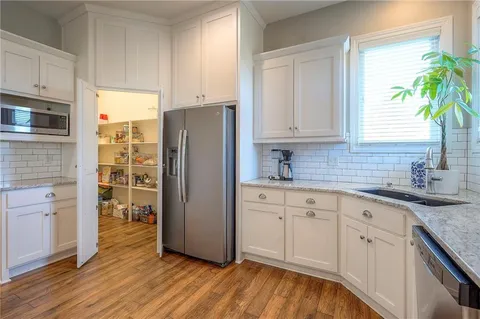 $655,000 | 19034 West 166th Terrace, Olathe, KS 66062