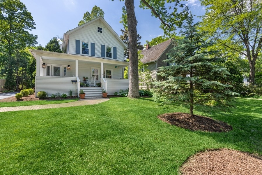 1250 Edgewood Road Lake Forest, IL 60045 - Photo 1 of 21