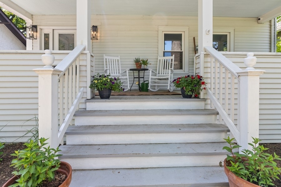 1250 Edgewood Road Lake Forest, IL 60045 - Photo 2 of 21