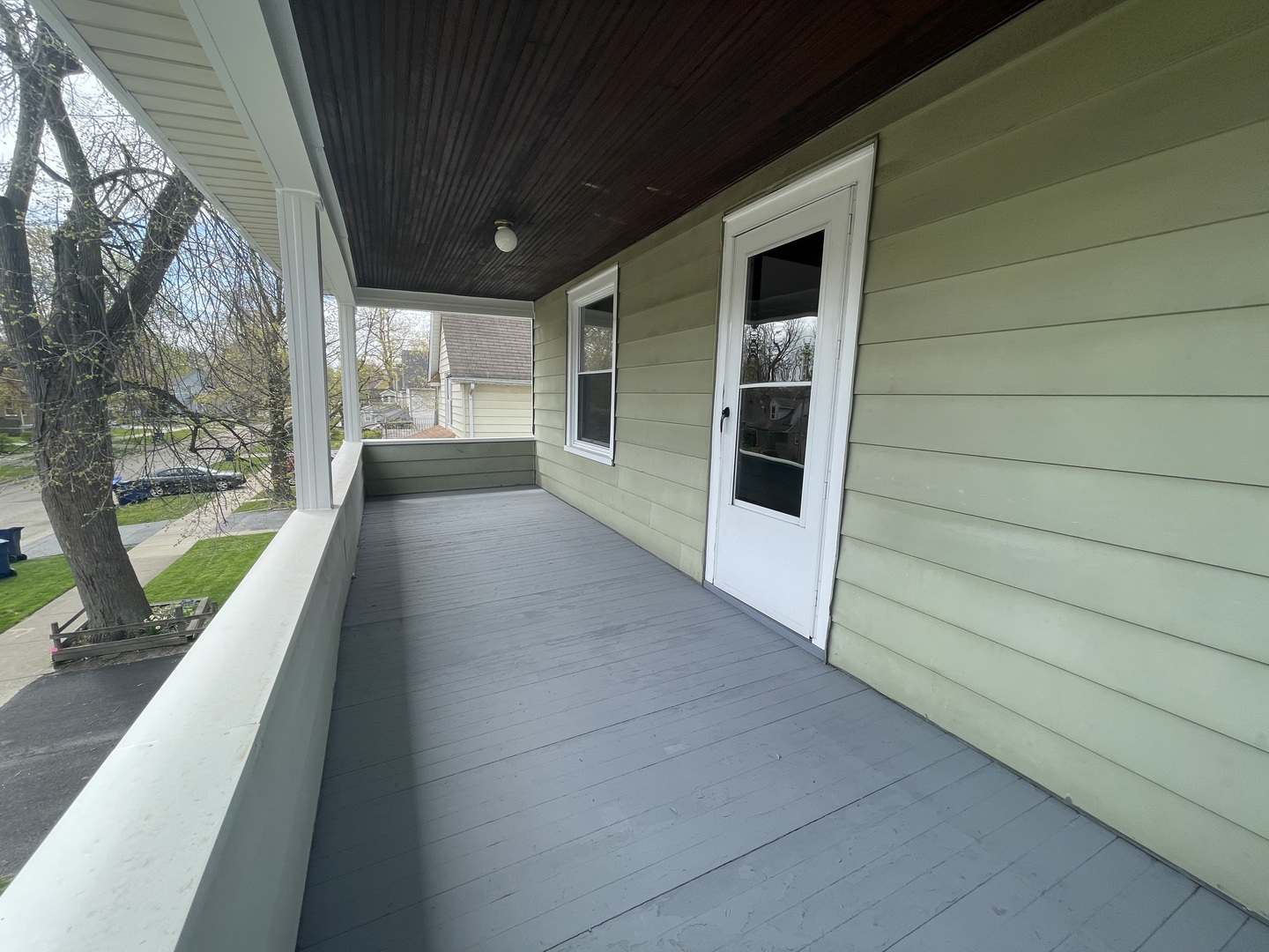710 North Poplar Street, Unit 2 Waukegan, IL 60085 - Photo 3 of 16 a view of a porch