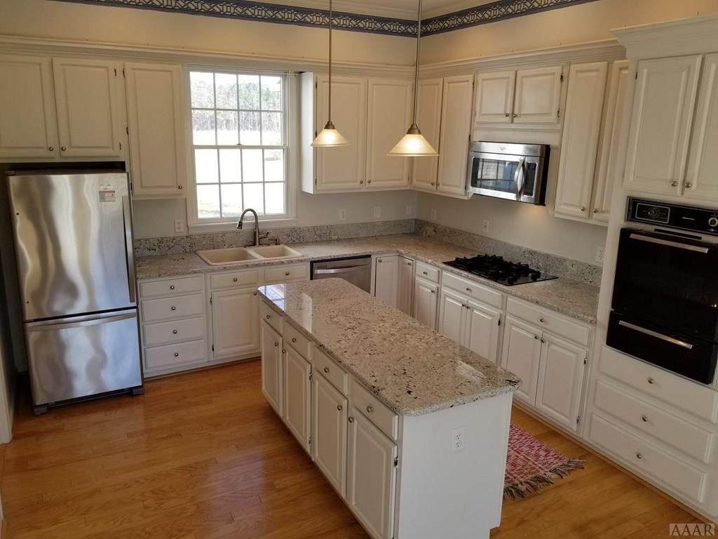 547 Ownley Road Elizabeth City, NC 27909 - Photo 11 of 56 Solid surface granite countertops