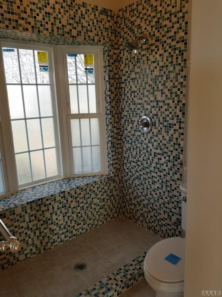 547 Ownley Road Elizabeth City, NC 27909 - Photo 23 of 56 Master bath ceramic tile shower
