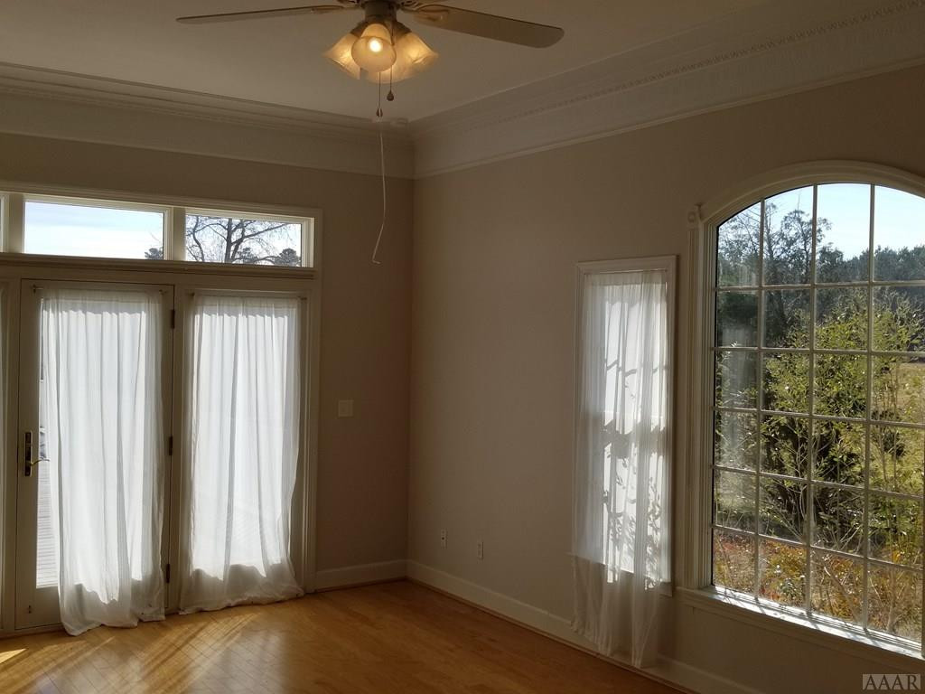 547 Ownley Road Elizabeth City, NC 27909 - Photo 25 of 56 Large master bedroom