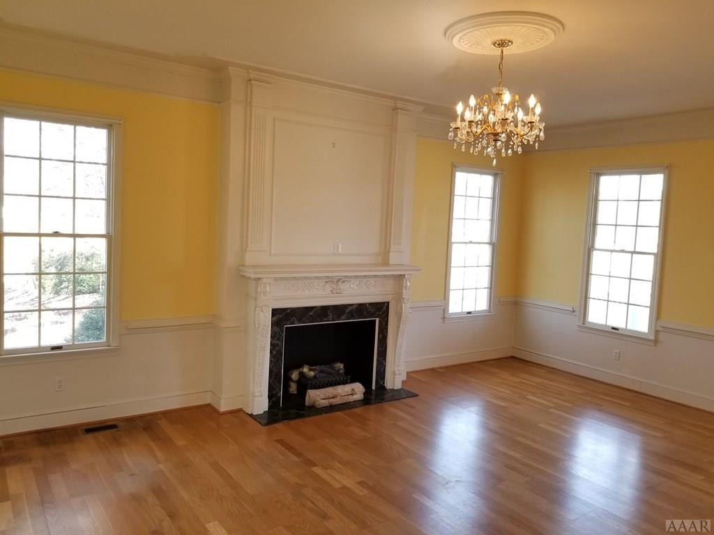 547 Ownley Road Elizabeth City, NC 27909 - Photo 7 of 56 Living room antique mantle.
