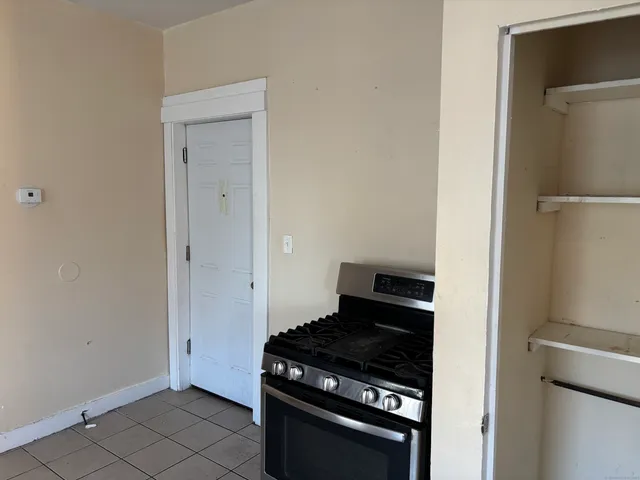 $1,100,000 | 373 Blatchley Avenue, New Haven, CT 06513