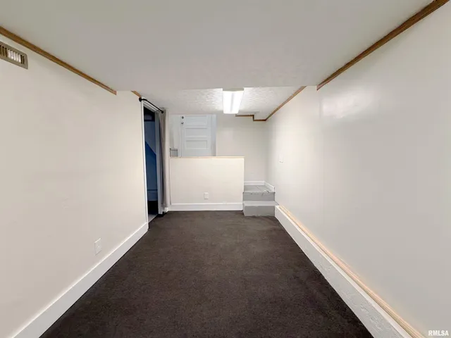 $139,000 | 1002 East Samuel Avenue, Peoria Heights, IL 61616