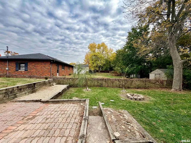 $139,000 | 1002 East Samuel Avenue, Peoria Heights, IL 61616