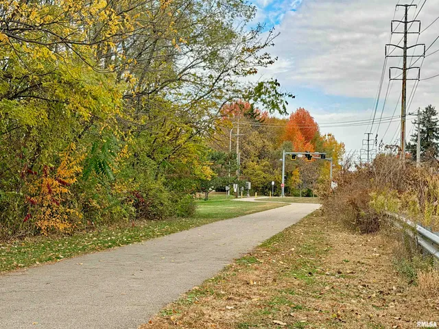 $139,000 | 1002 East Samuel Avenue, Peoria Heights, IL 61616