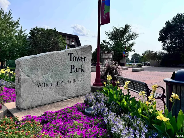 $139,000 | 1002 East Samuel Avenue, Peoria Heights, IL 61616