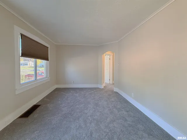 $139,000 | 1002 East Samuel Avenue, Peoria Heights, IL 61616