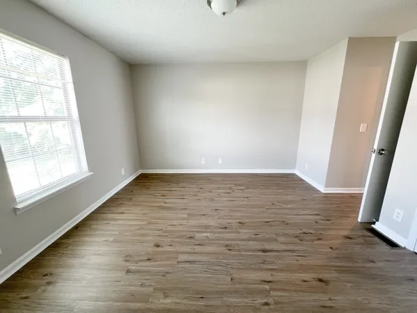 $1,025 | 111 Ballygar Street, Unit 5, Clarksville, TN 37043