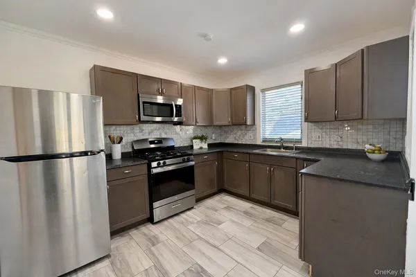 $2,200 | 24 Bennett Street, Unit 24, Port Jervis, NY 12771