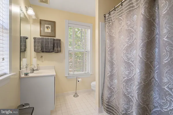 $800,000 | 5115 O'Neill Lane, Alexandria, VA 22304