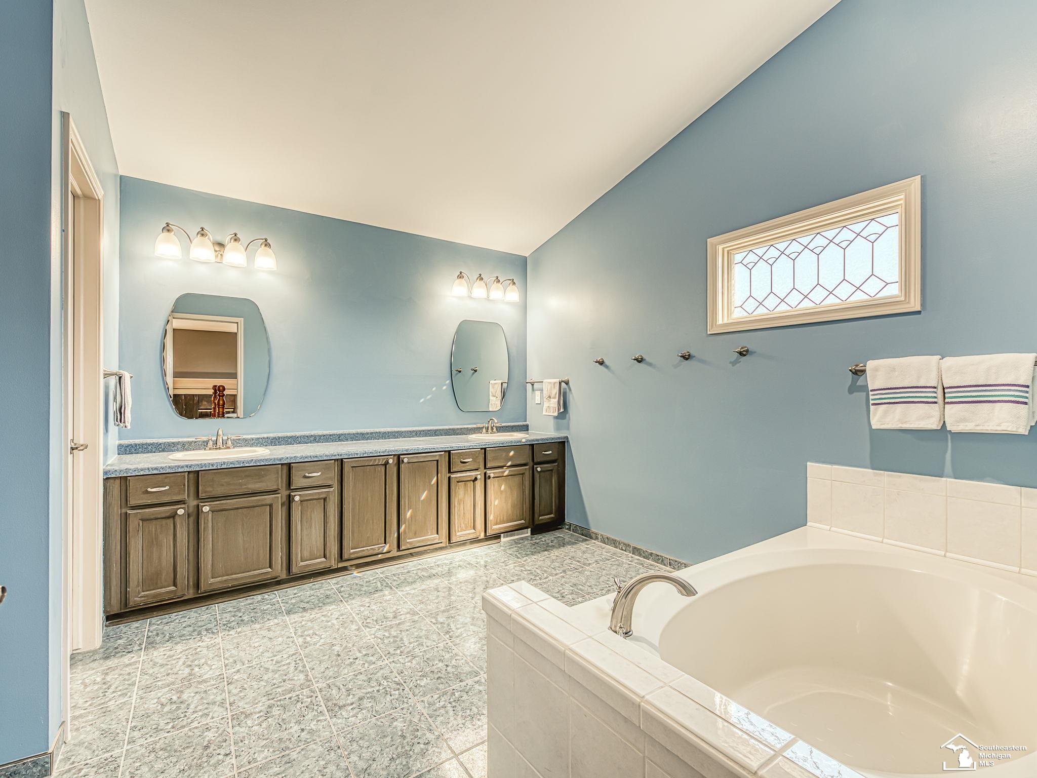 839 Kings Park Road Monroe, MI 48161 - Photo 32 of 62