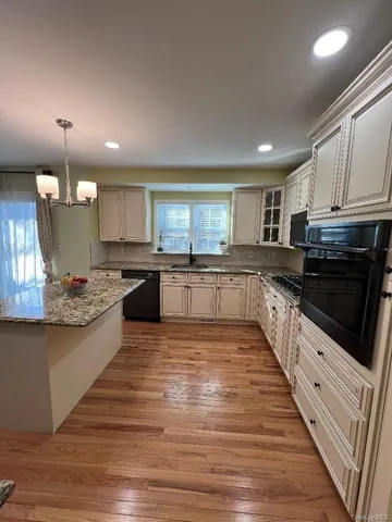 $999,999 | 1 Bristol Court, New City, NY 10956